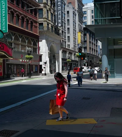 No retângulo amarelo passou ela de vermelho